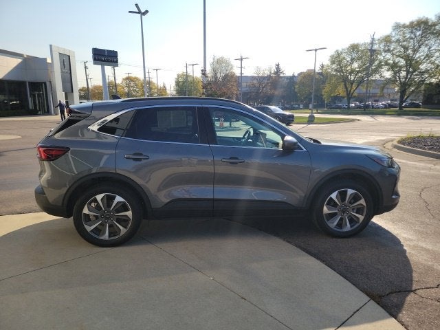 2025 Ford Escape Platinum
