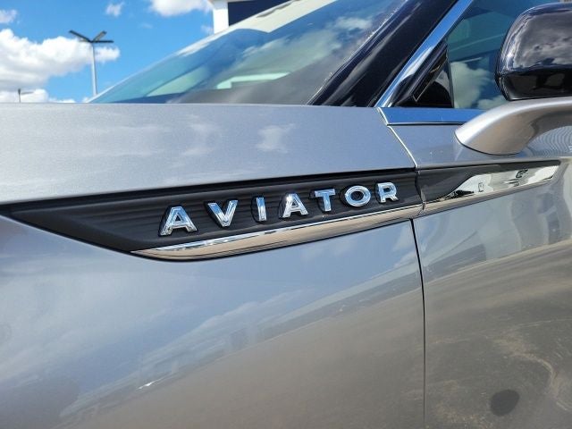 2023 Lincoln Aviator Standard