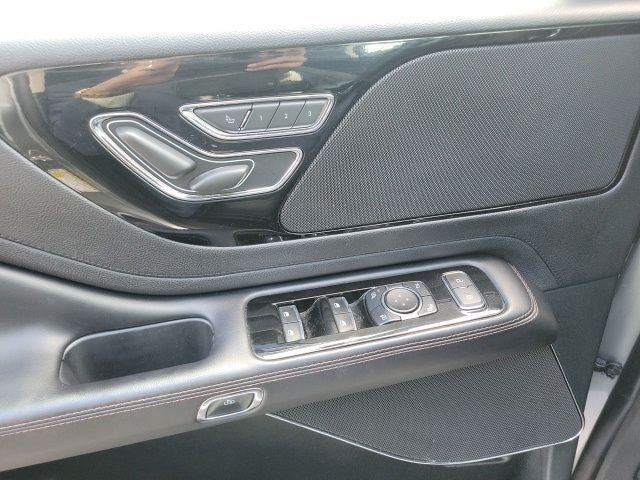 2023 Lincoln Aviator Standard