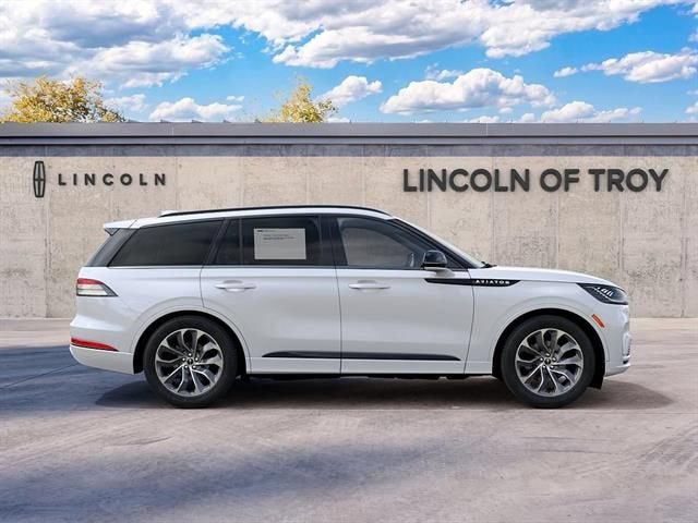 2027 Lincoln Aviator Premiere