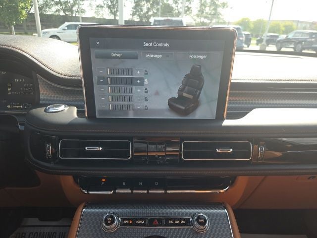 2024 Lincoln Aviator Black Label