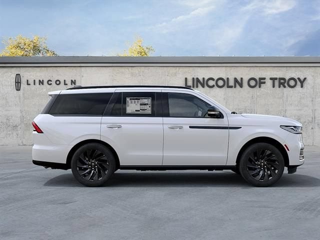 2027 Lincoln Navigator Reserve
