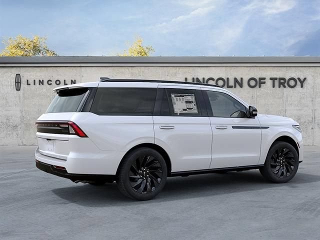 2027 Lincoln Navigator Reserve