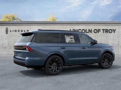 2027 Lincoln Navigator Reserve