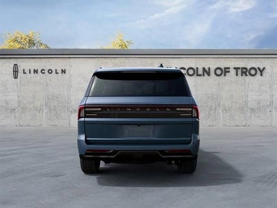 2027 Lincoln Navigator Reserve