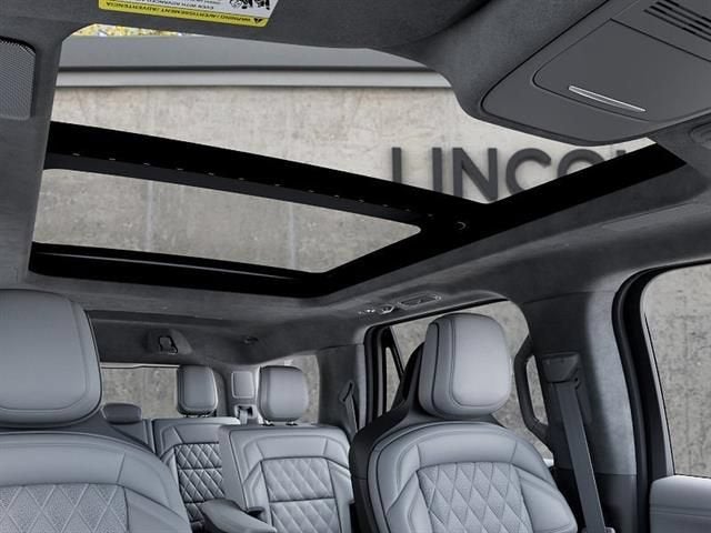 2027 Lincoln Navigator Black Label
