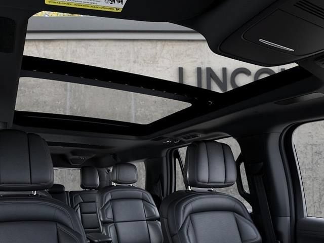 2027 Lincoln Navigator L Reserve