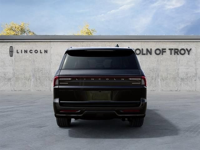 2027 Lincoln Navigator L Reserve