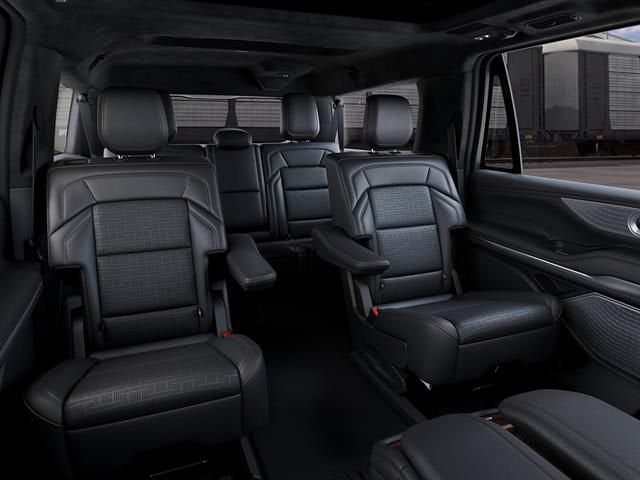 2027 Lincoln Navigator L Black Label