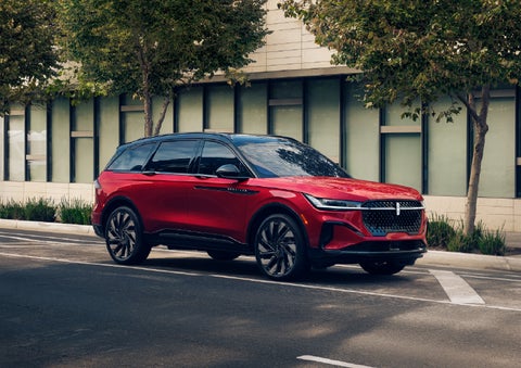2026 Lincoln Nautilus® SUV with the available Jet Appearance Package and Hybrid transmission. | Lincoln of Troy in Troy MI