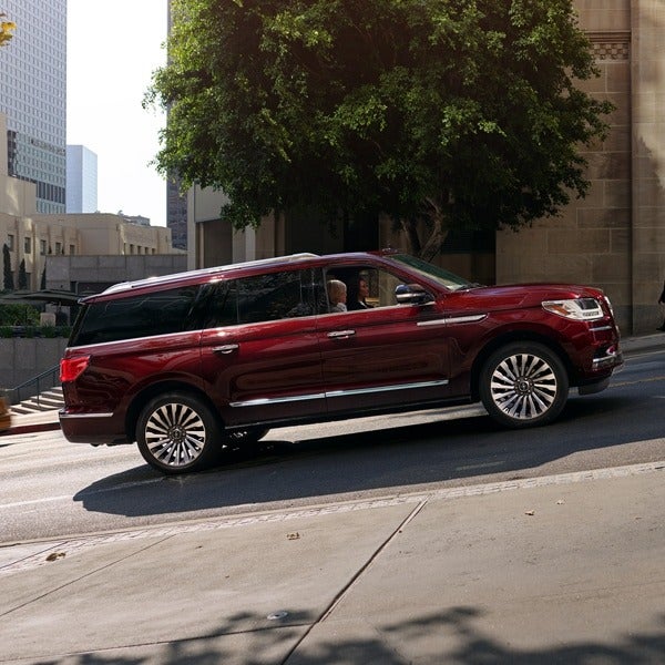 Lincoln Black Label Navigator exterior