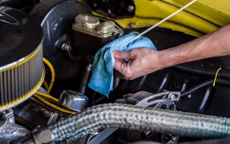 Signs Your Transmission Fluid Needs Changing
